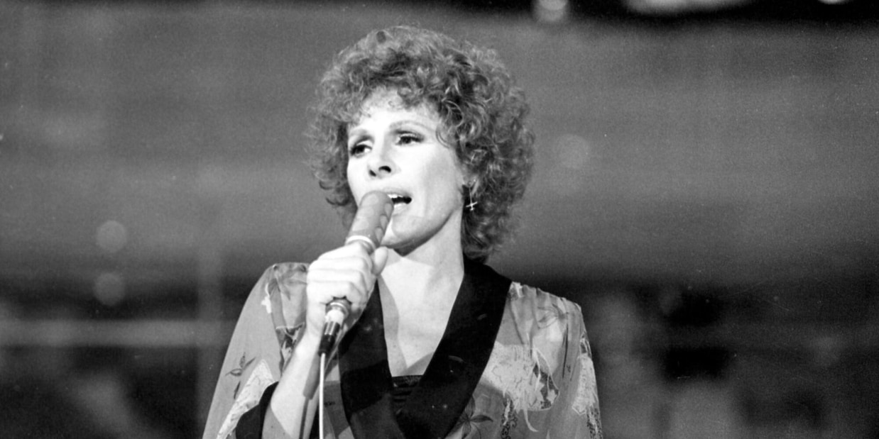 
            
            E' morta Ornella Vanoni
          