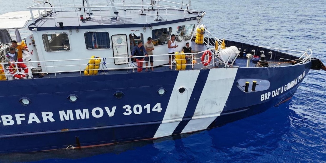 
            
            Filippine, due nostri pescherecci attaccati dalle navi cinesi
          