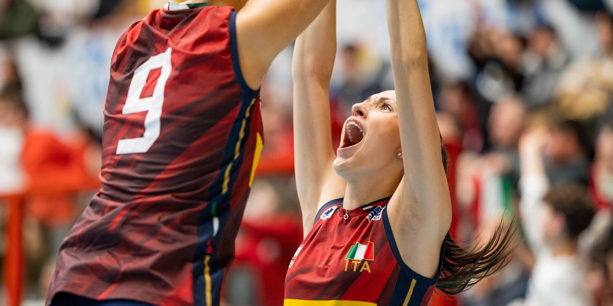 Wevza: l'Italia è in finale, superata l'Olanda in quattro set