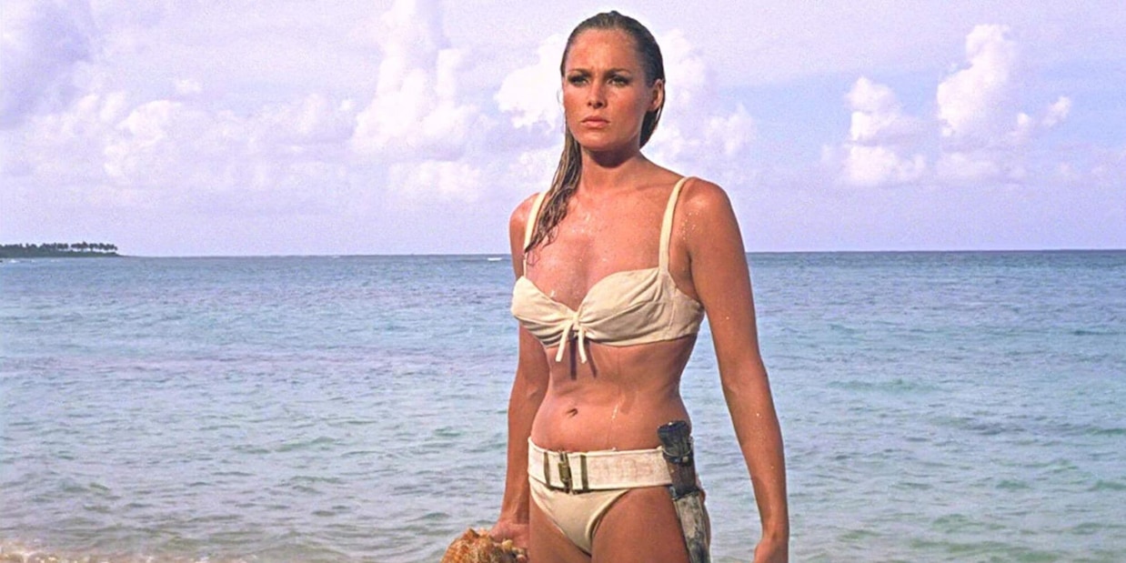 Ursula Andress vittima della super truffa: "Sotto shock, persi 20 milioni di euro"
 