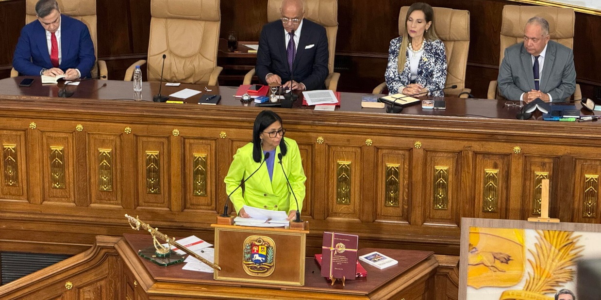 
            
            Caracas annuncia amnistia generale per tutti prigionieri politici
          