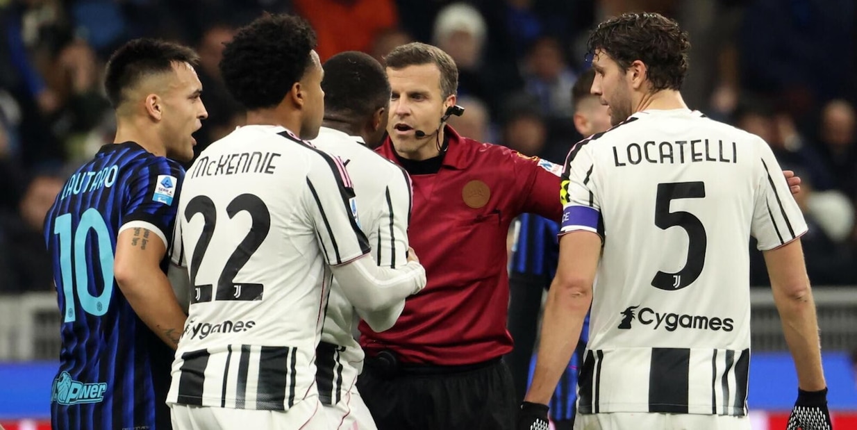 Stiamo riducendo il calcio a un cesso