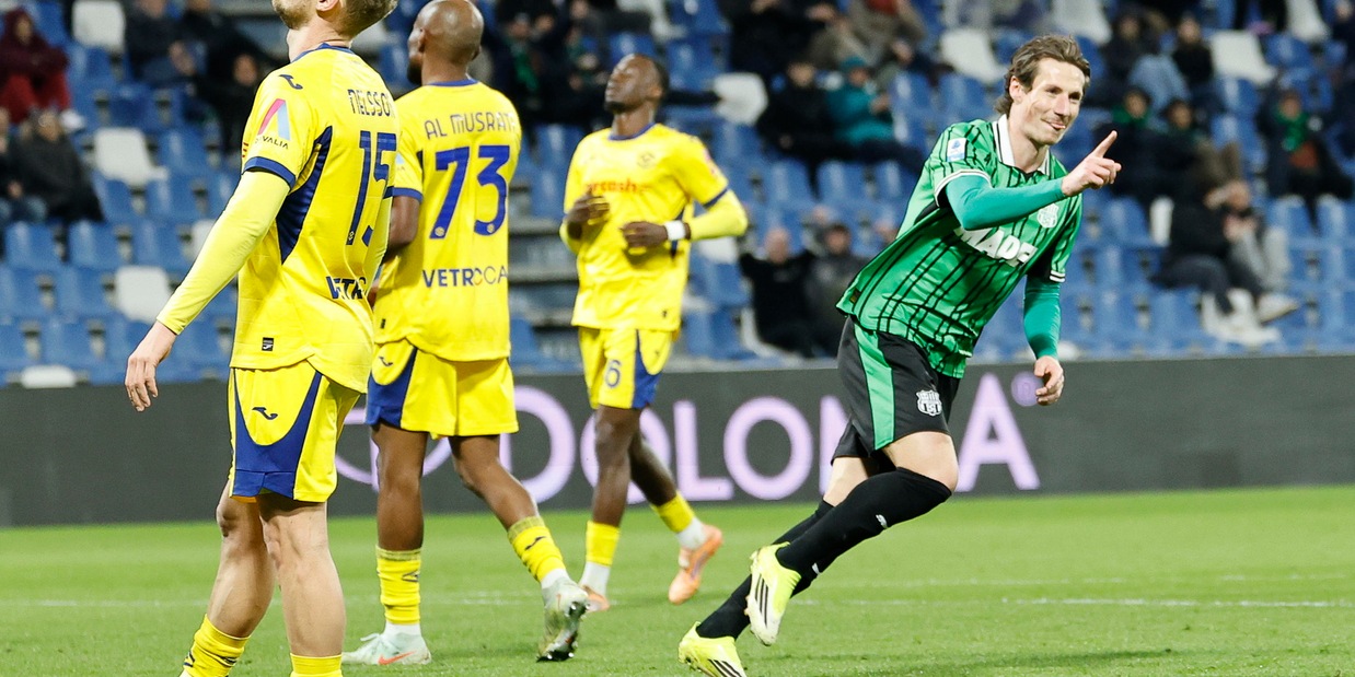 
            
            Serie A: Sassuolo-Verona 3-0
          