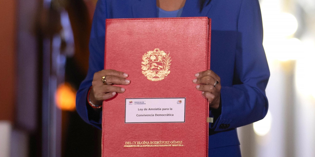 
            
            Venezuela: amnistia concessa a 379 prigionieri politici
          