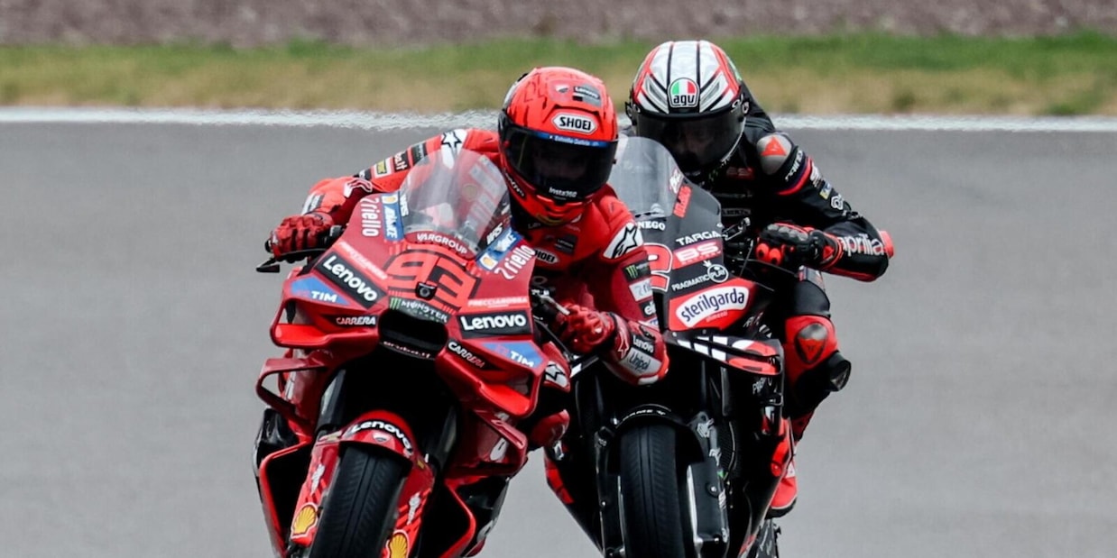 MotoGp, Bezzecchi vola nelle libere in Thailandia: male Bagnaia