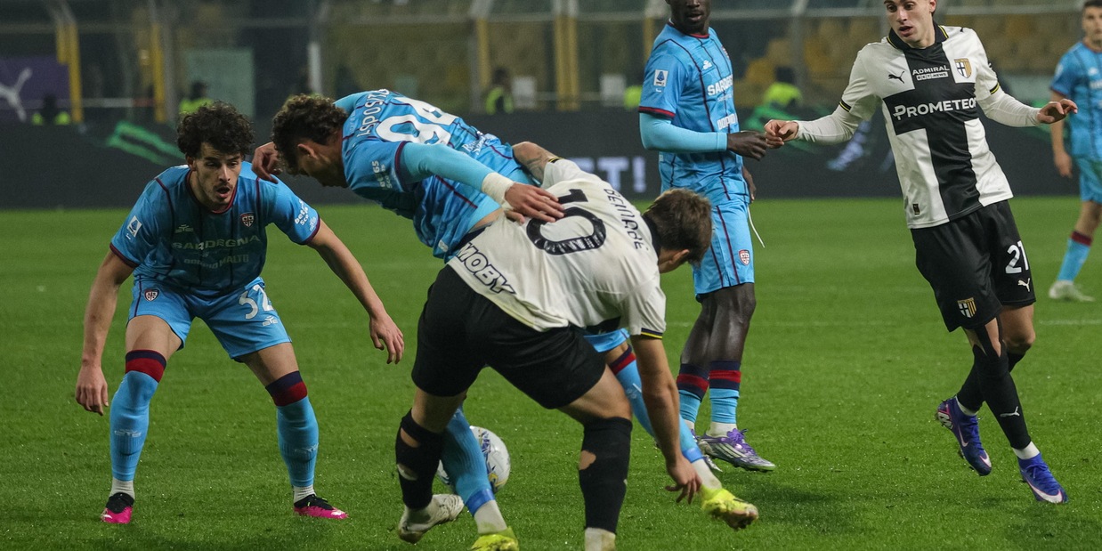 
            
            Serie A: Parma-Cagliari 1-1
          