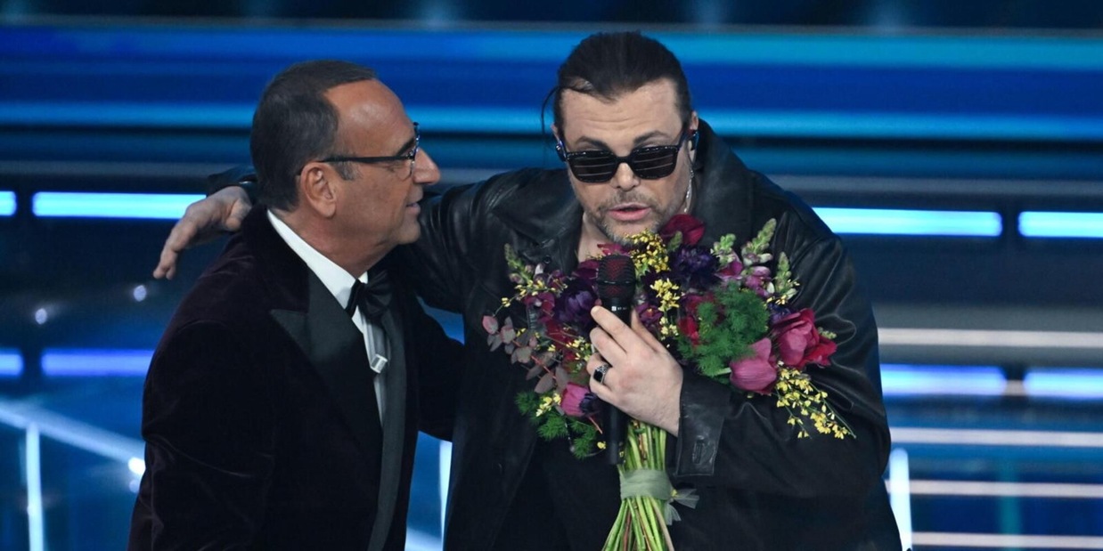 Gianluca Grignani e la frecciata a Laura Pausini in diretta: "C'è il suo numero qui?"