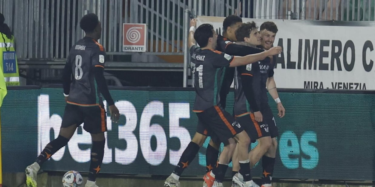 Il Venezia vola: poker all'Avellino! Monza espugna Cesena, Modena ancora ko