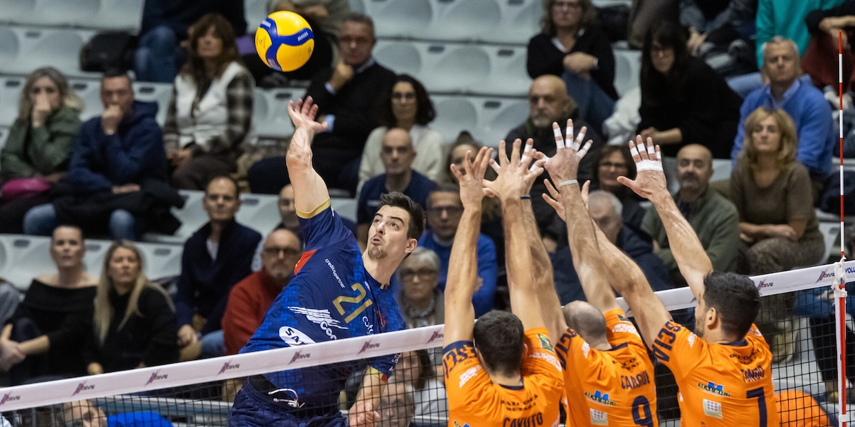 Tinet in trasferta a Porto Viro, Pineto ospita Fano