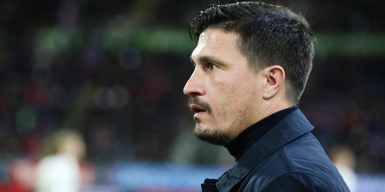 
            
            Calcio: Pisacane "voglio riabbracciare Fabregas. E magari batterlo"
          