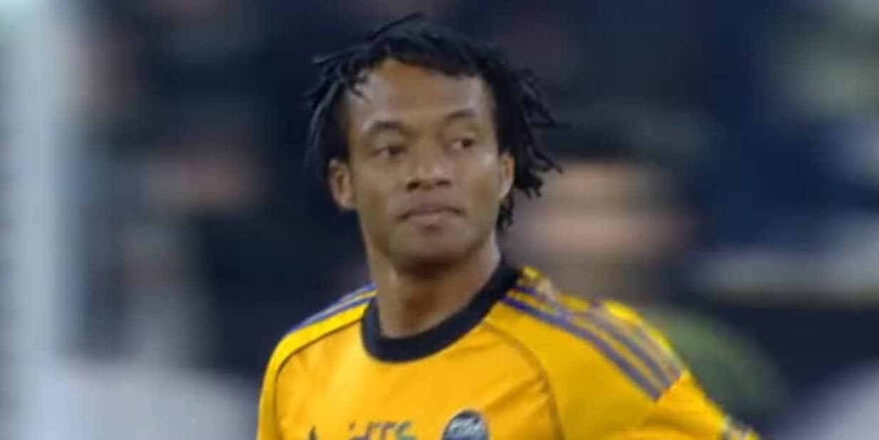 Cuadrado fischiato in Juve-Pisa: i cori e gli insulti al suo ingresso in campo