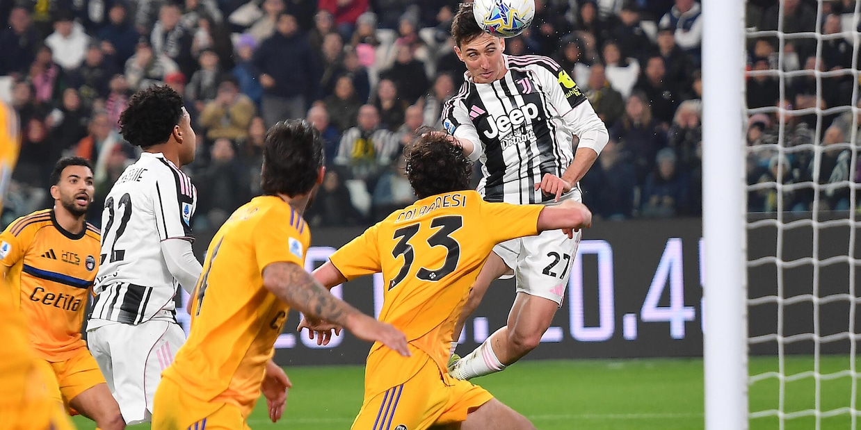 
            
            Serie A: Juventus-Pisa 4-0
          