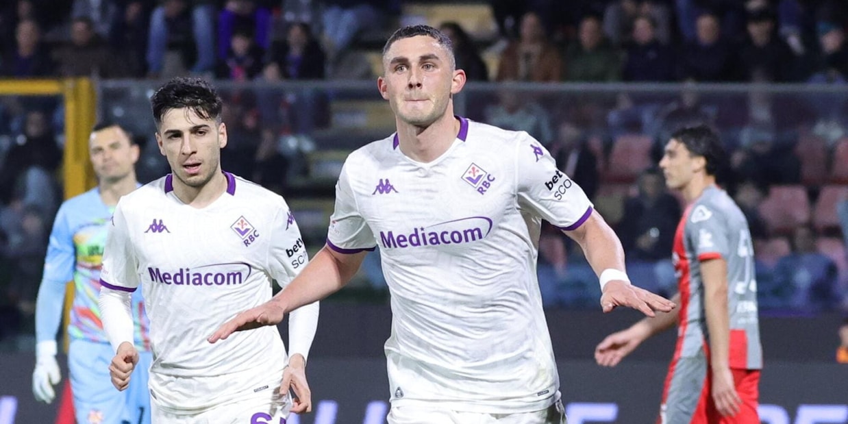 La Fiorentina cala il poker: Vanoli travolge la Cremonese, Nicola in caduta libera