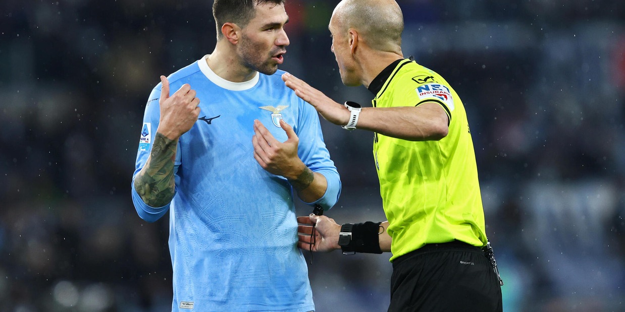 
            
            Lazio: Romagnoli prova il recupero per Bologna
          