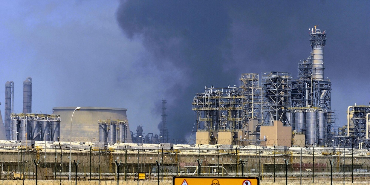 
            
            Drone contro seconda raffineria in Kuwait
          