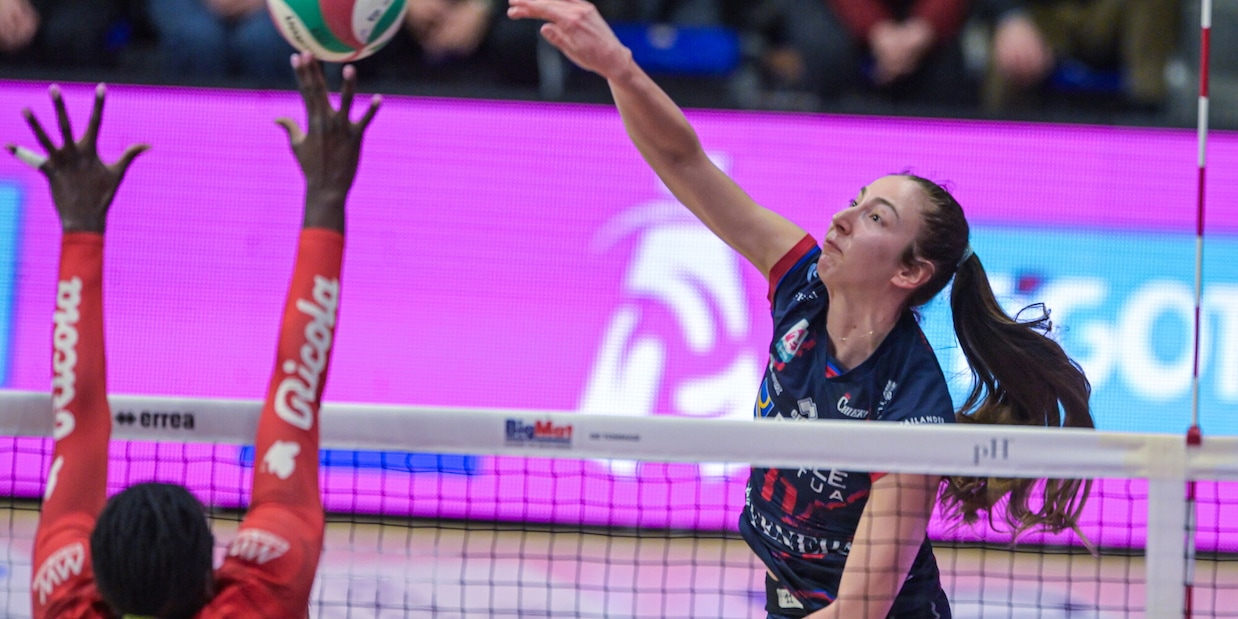 Play Off Challenge: Chieri batte la UYBA e resta sola in vetta del Girone A