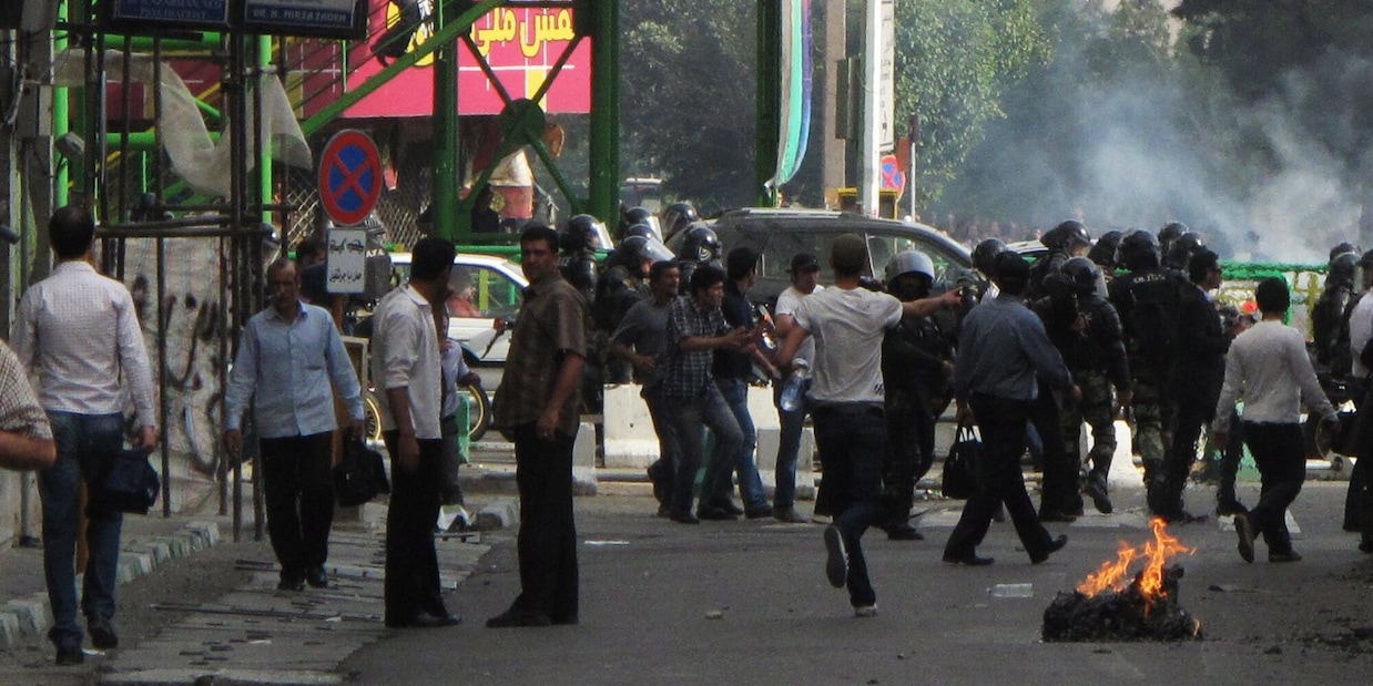 
            
            Iran, 'giustiziati stamattina due dissidenti Mujaheddin'
          