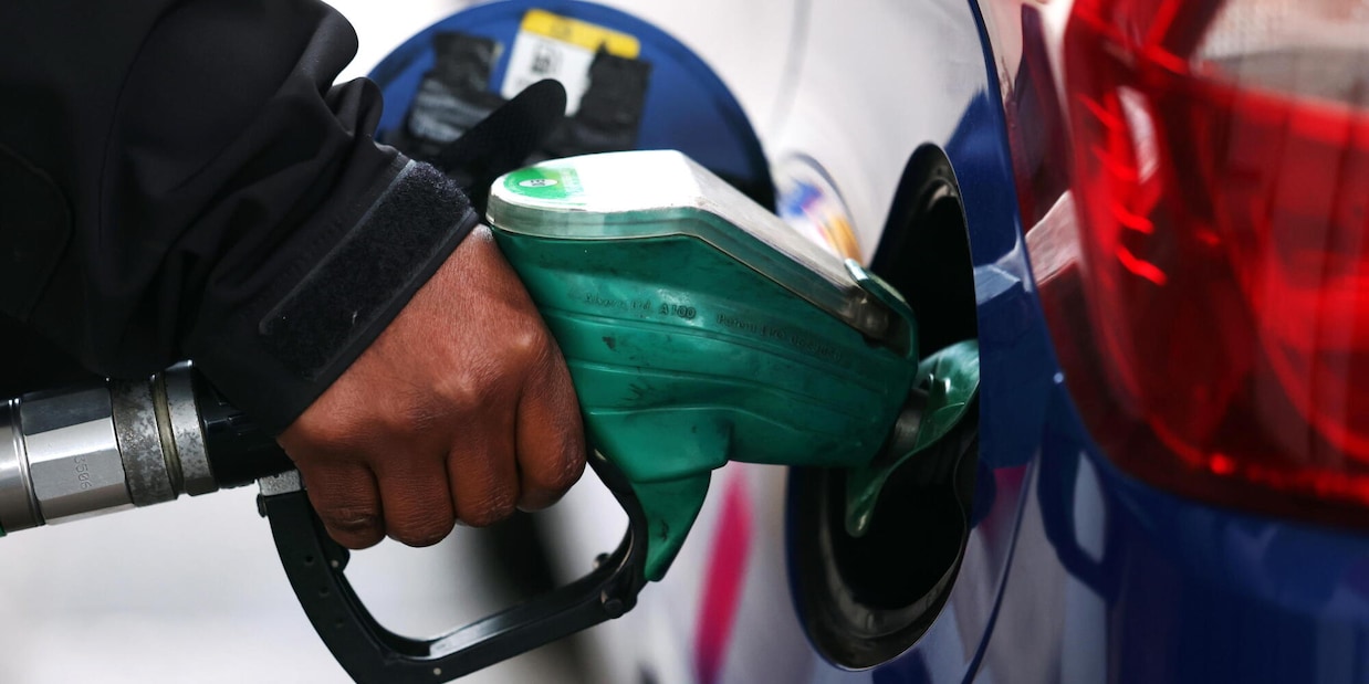 
            
            Salvini, escludo piano per il razionamento di carburante
          