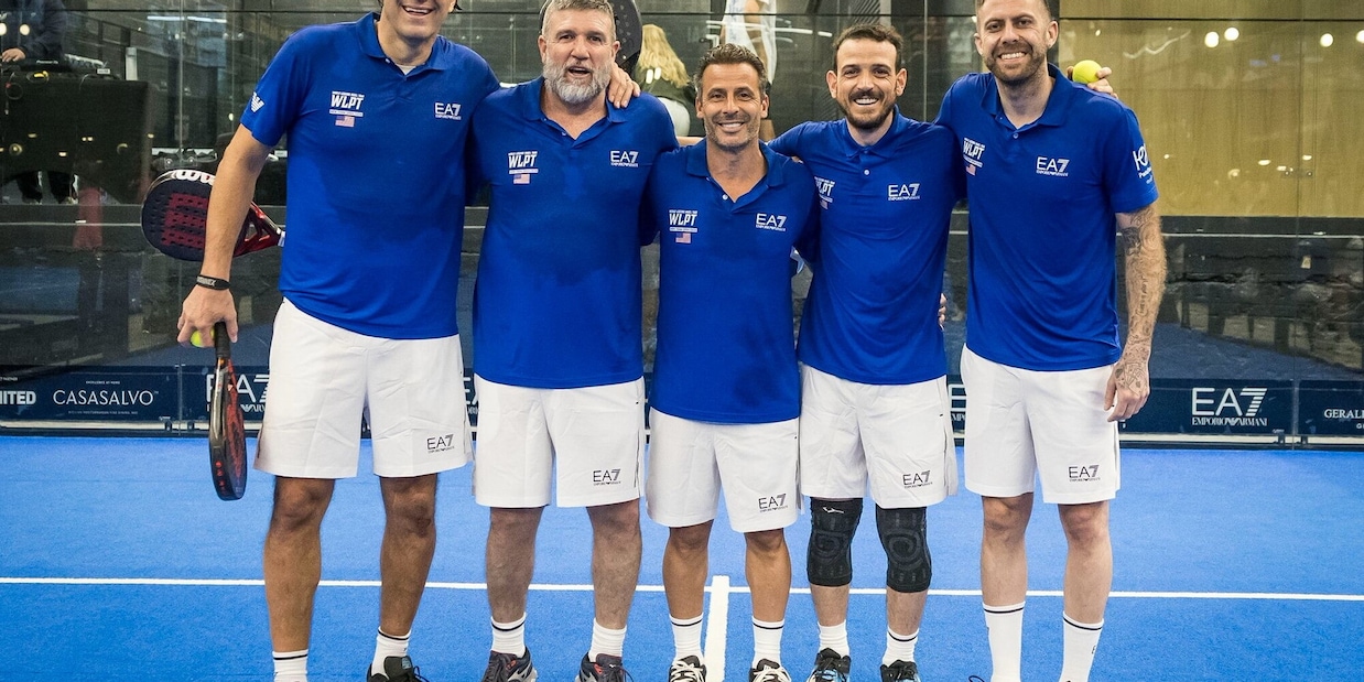 Che show a New York: la foto virale degli ex romanisti e le gag con Gallinari