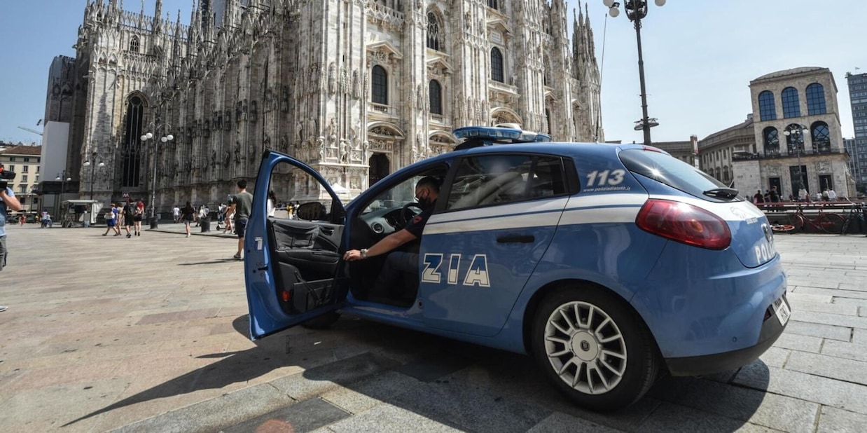 Escort a Milano, oscurati nomi calciatori e pilota di Formula Uno: "Incontri organizzati anche durante il lockdown, una ragazza è rimasta incinta"
