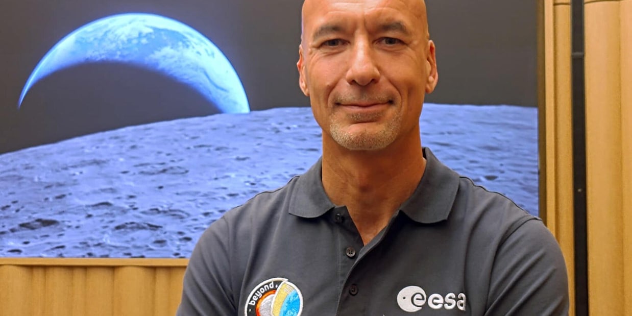 
            
            Luna, Parmitano nell'equipaggio della missione Artemis III
          