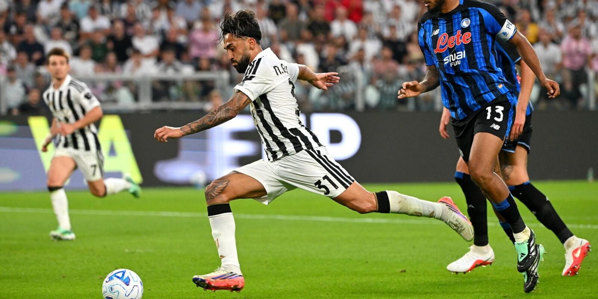 Minden áll a Juventusnál Nico González szerződéshosszabbításához