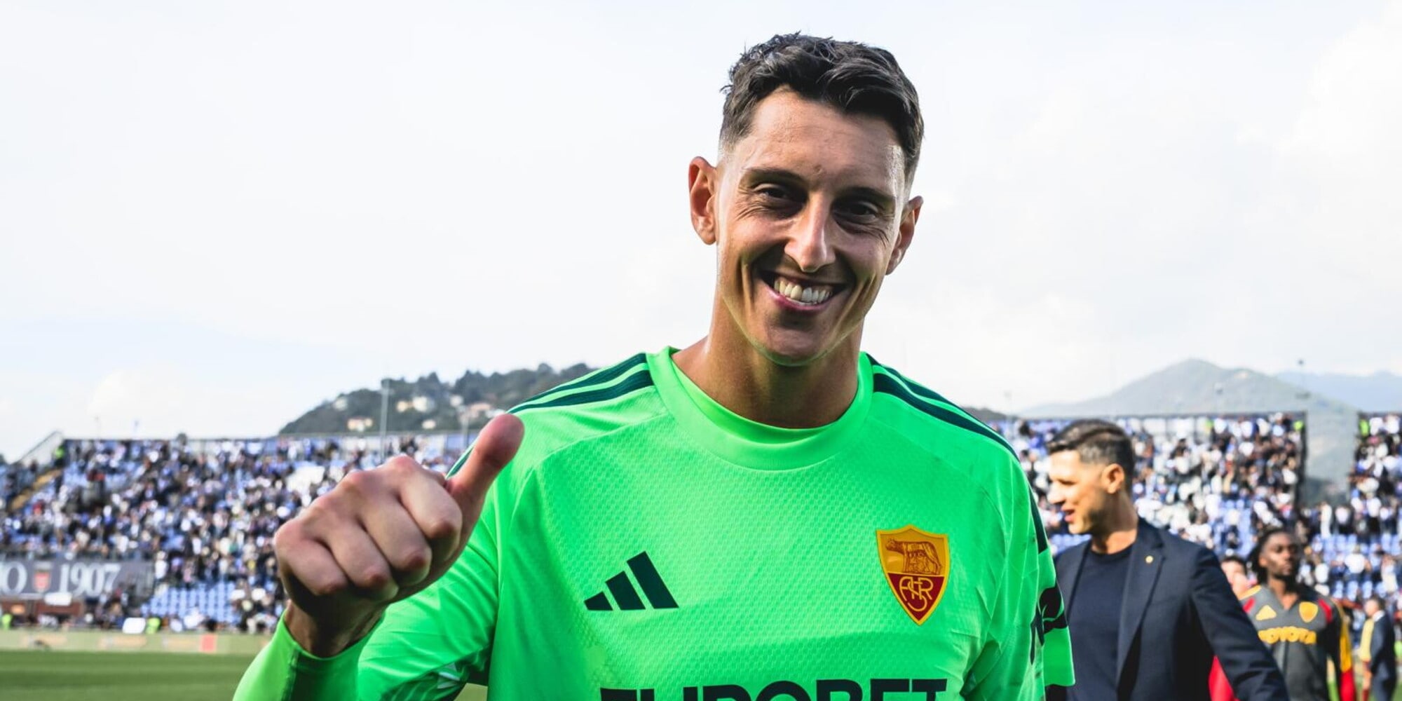 Roma: Gollini emlékezetes visszatérése és a csapattársak ölelése
