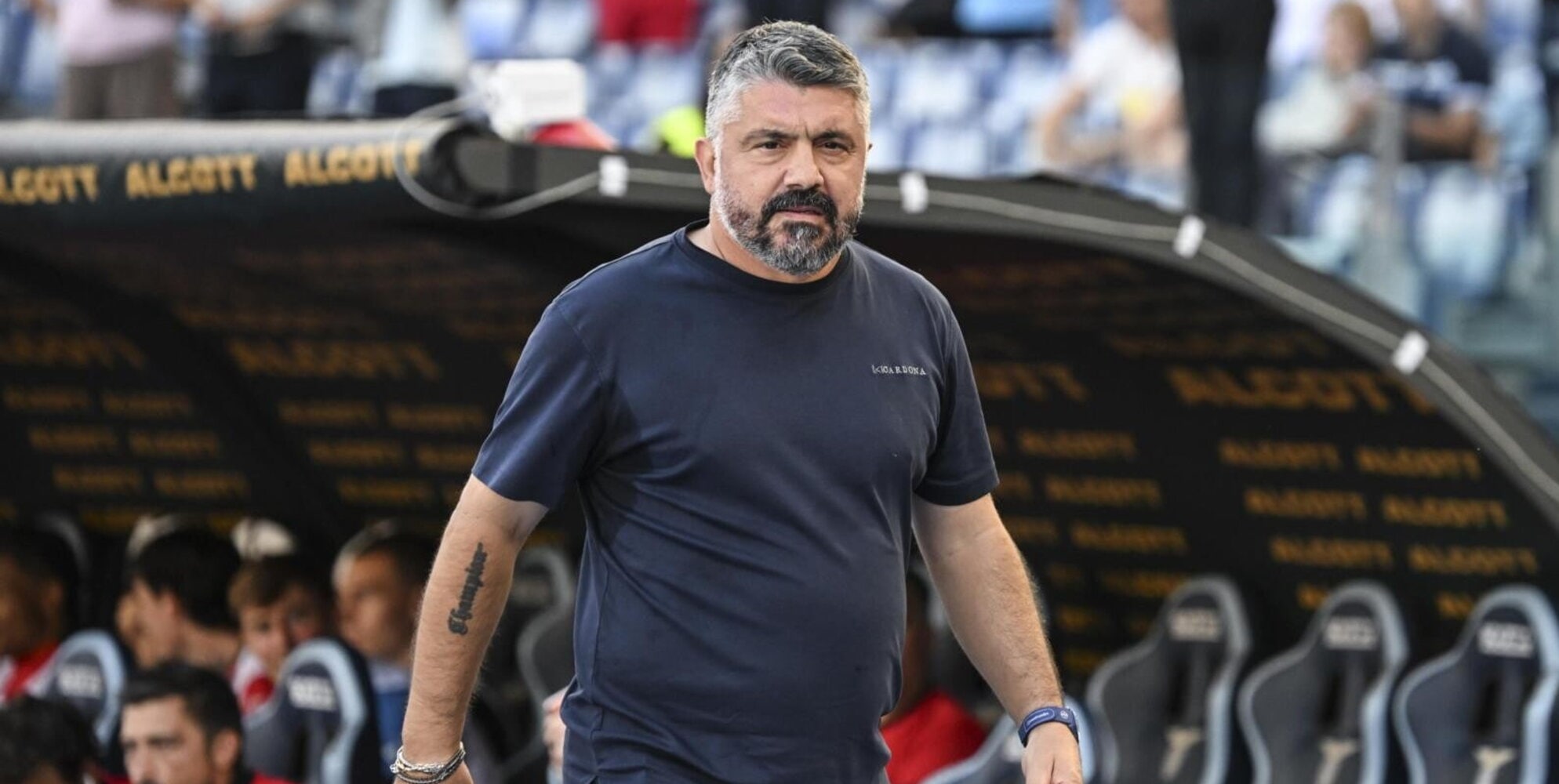 Gennaro Gattuso is elismerést kap Totti és Vieri mellett