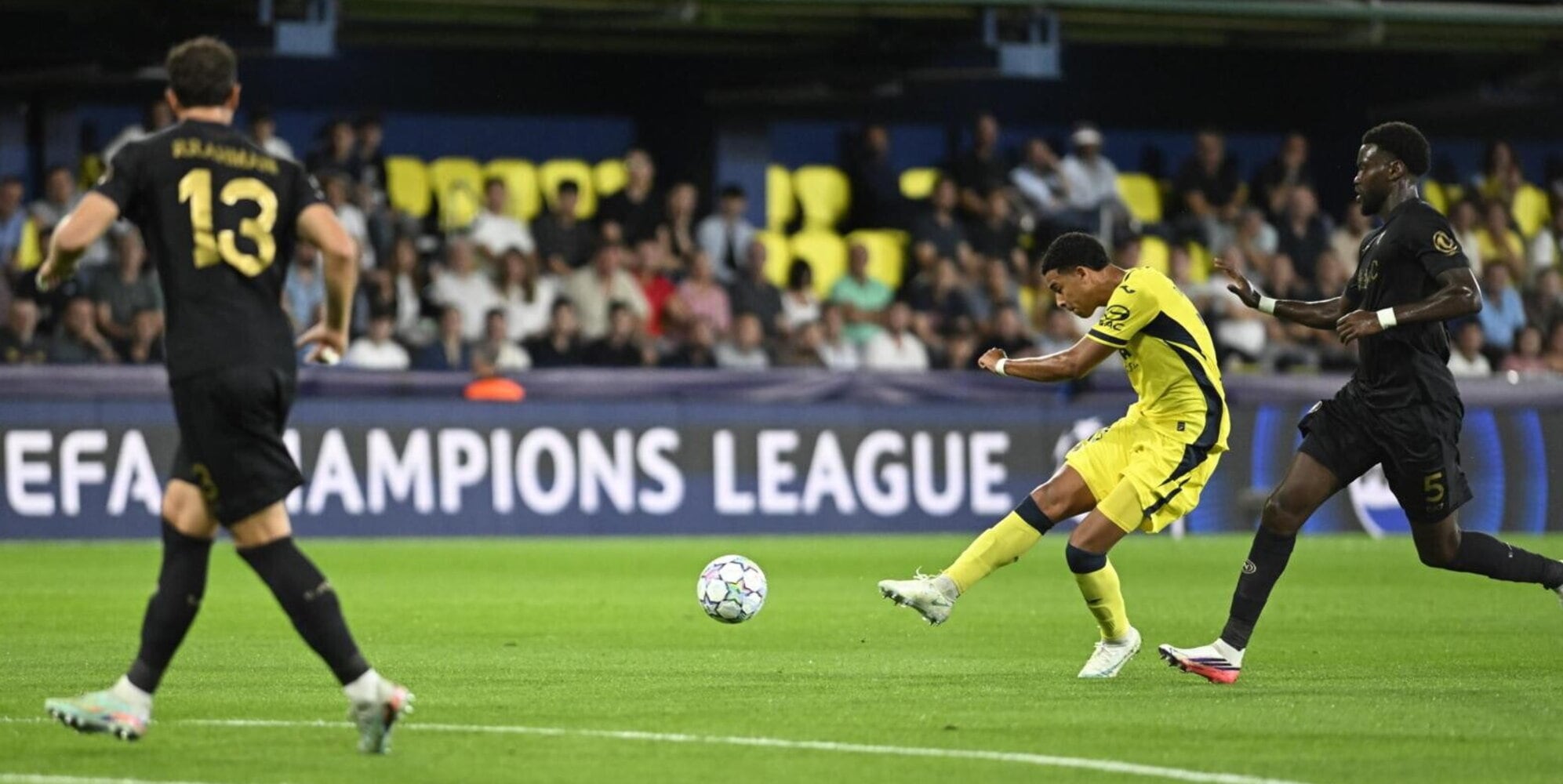 Aggasztó visszalépés: a Napoli kikapott a Villarrealtól a figyelmetlenségek miatt