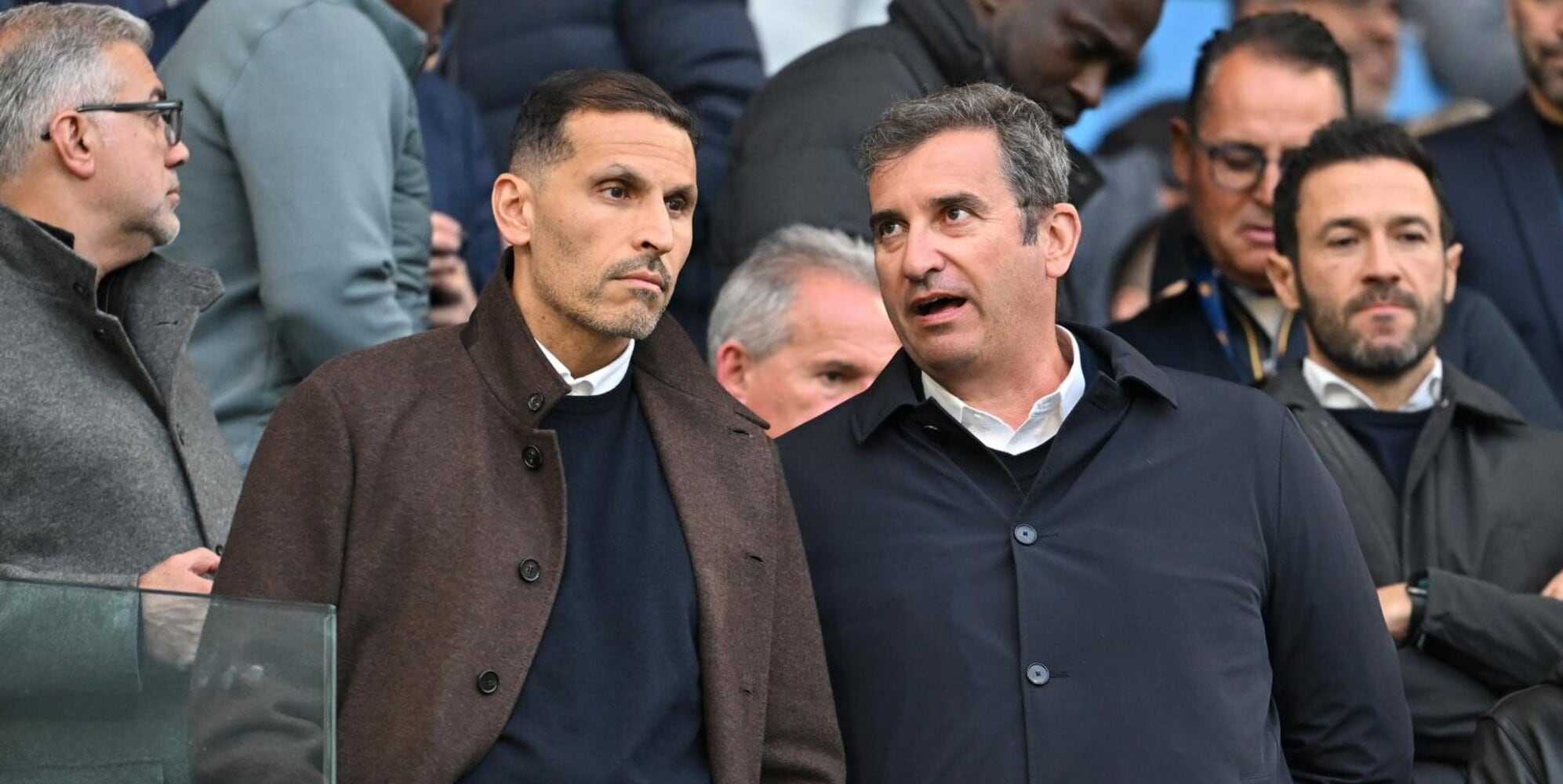 Luxusszállodai találkozók és ajándékok Andy Burnhamnek: folytatódik a Manchester City ügye