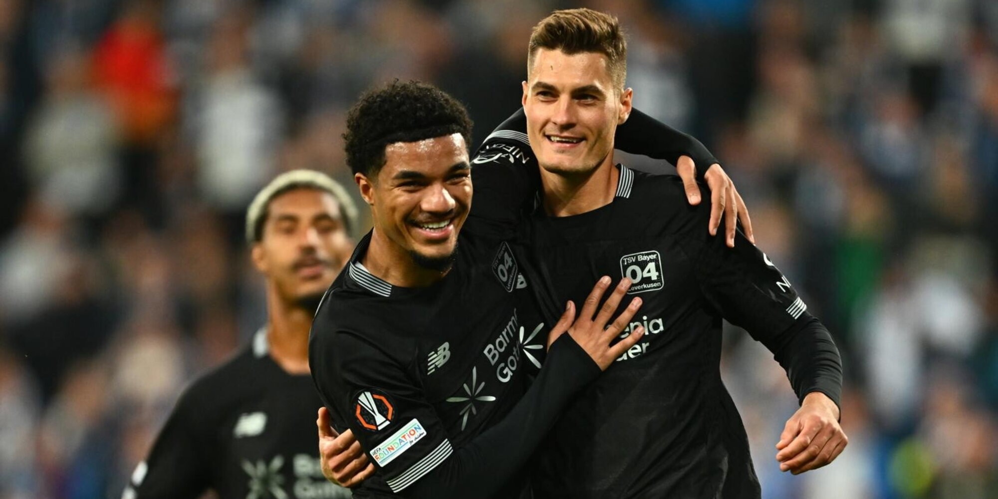 Europa League, tutti i risultati: Shick ne fa due su rigore, vince il Lione. Real Sociedad beffata