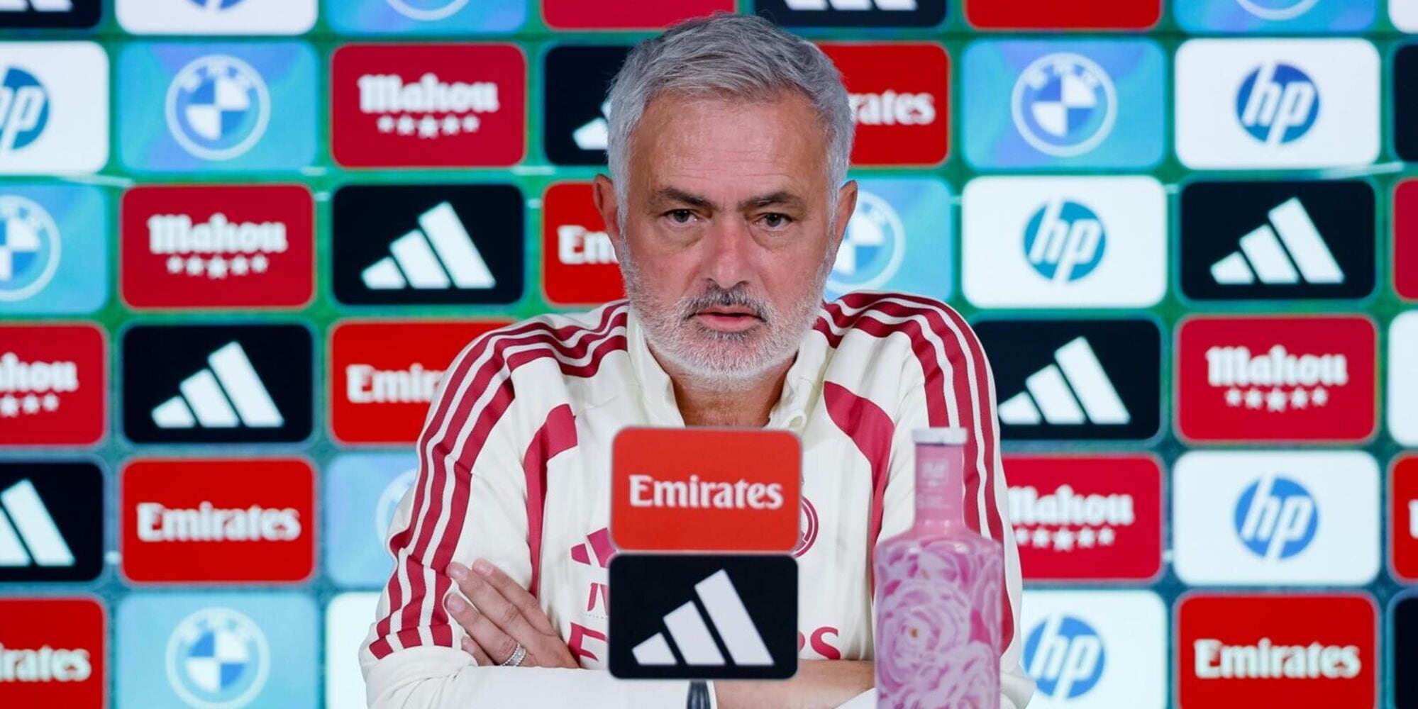 Mourinho keményen támadta Tebast: Csak klinikai esetként bocsátható meg
