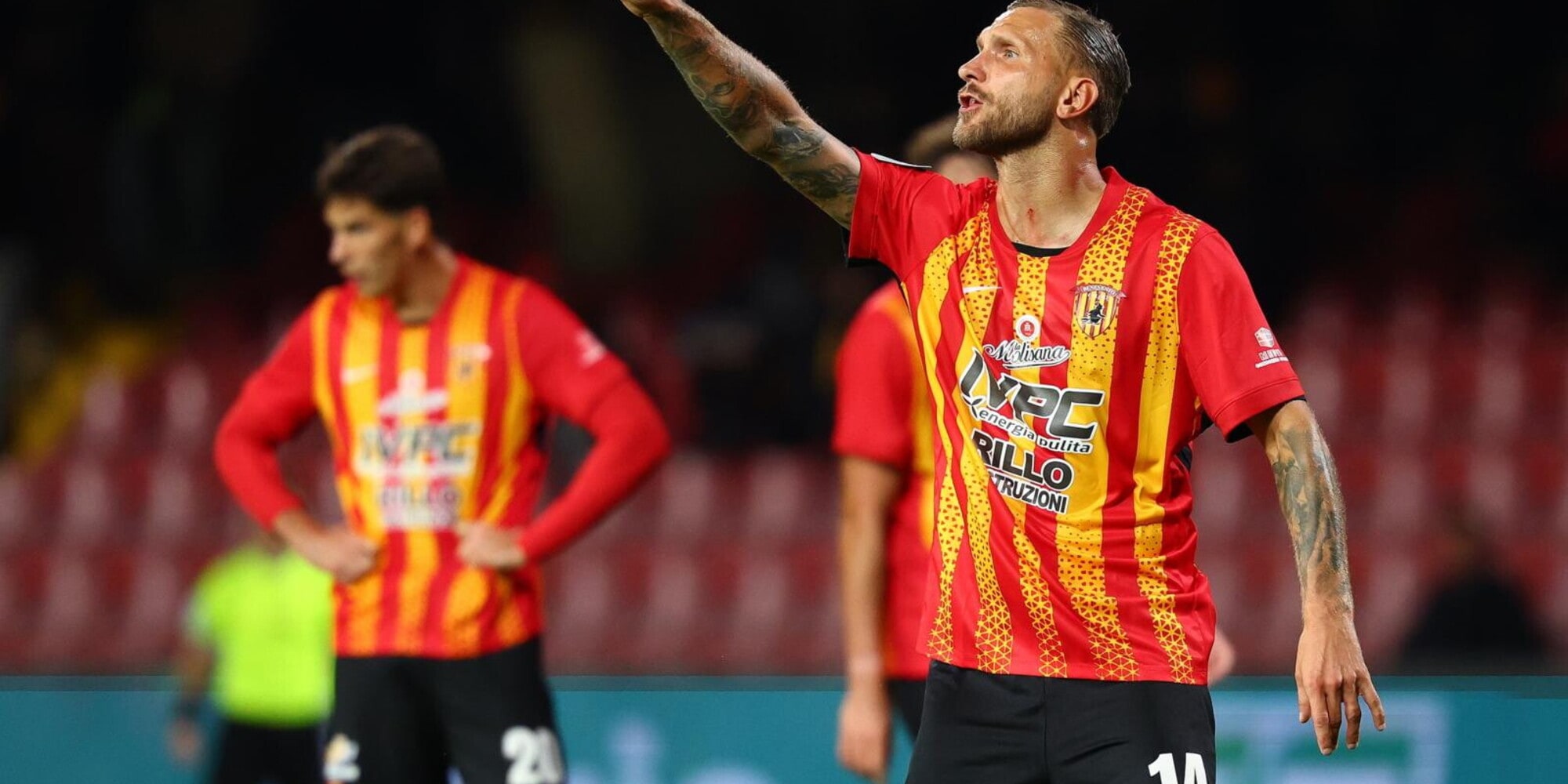 Wo kann man Cremonese-Benevento im Fernsehen sehen? Dazn oder Prime Video, Zeit