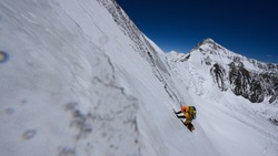 L'esploratore Cory Richards scala l'Everest con Vacheron Constantin