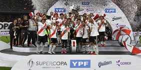 Il River Plate vince la Supercoppa argentina: che festa in campo!