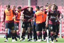 Salernitana e Monza si giocano la Serie A all'ultimo atto, frena il Lecce