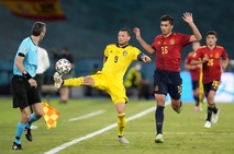 Europei, Svezia: Berg nel mirino social, la Federcalcio denuncia