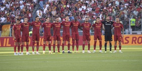 Roma, i giocatori al Meazza con un corno speciale