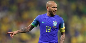 Brasile, Dani Alves entra nella storia: l'emozionante festa social