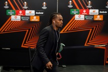 Roma-Sheriff, Mourinho e la squadra arrivano allo stadio