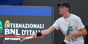 Sinner perde contro Lehecka: tutte le foto della partita d'allenamento a Roma