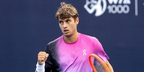 Toronto, Cobolli vince all'esordio: rischia ma batte in tre set Galarneau