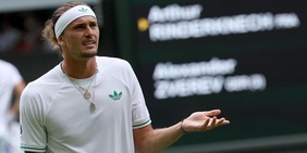 Il pazzesco racconto di Zverev: "Ero a cena con Nadal, a un certo punto si è alzato di scatto e..."