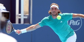 Tsitsipas e la confessione sul padre: "Devo essere onesto, non ho mai lavorato così. E adesso..."