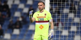 Palermo, para Bardi. Mosse post Gomis