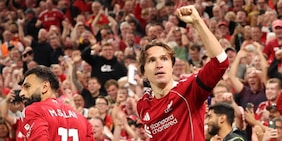 Chiesa, il primo gol in Premier e la dedica da brividi a Diogo Jota: "Da lassù..."