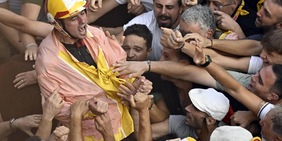 Palio di Siena, il Valdimontone vince la corsa dell'Assunta