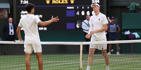 Sinner-Alcaraz, ancora voi. In palio finale a Cinci e corsa al numero uno