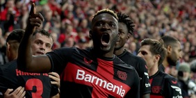 Boniface, "Pagliacci ovunque" dopo il no del Milan: prima sbotta e poi cancella tutto