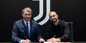 Zhegrova con la maglia della Juve: le foto esaltano i tifosi